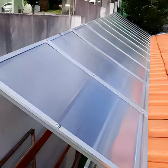 Detalhes de Toldos Fixos de Policarbonato