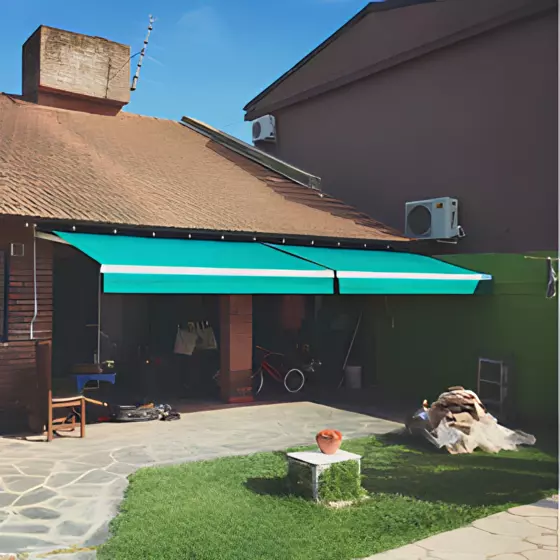 Área com Toldo Articulado