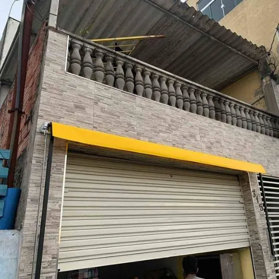 Toldo Cortina com Braço em casa térrea